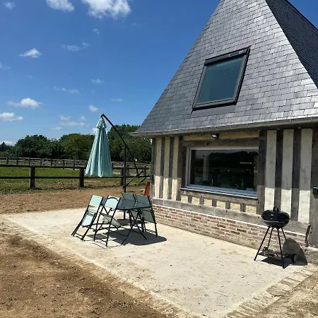 بيت للعطل La Maison Poulette Ticheville