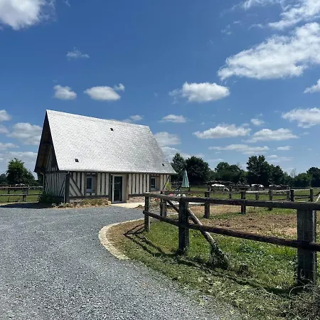 بيت للعطل La Maison Poulette Ticheville